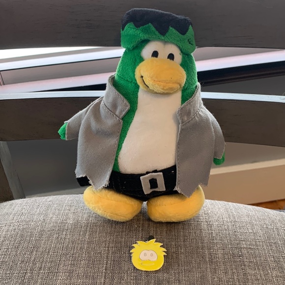 Disney Club Penguin Frankenstein plush and pin - Picture 1 of 7